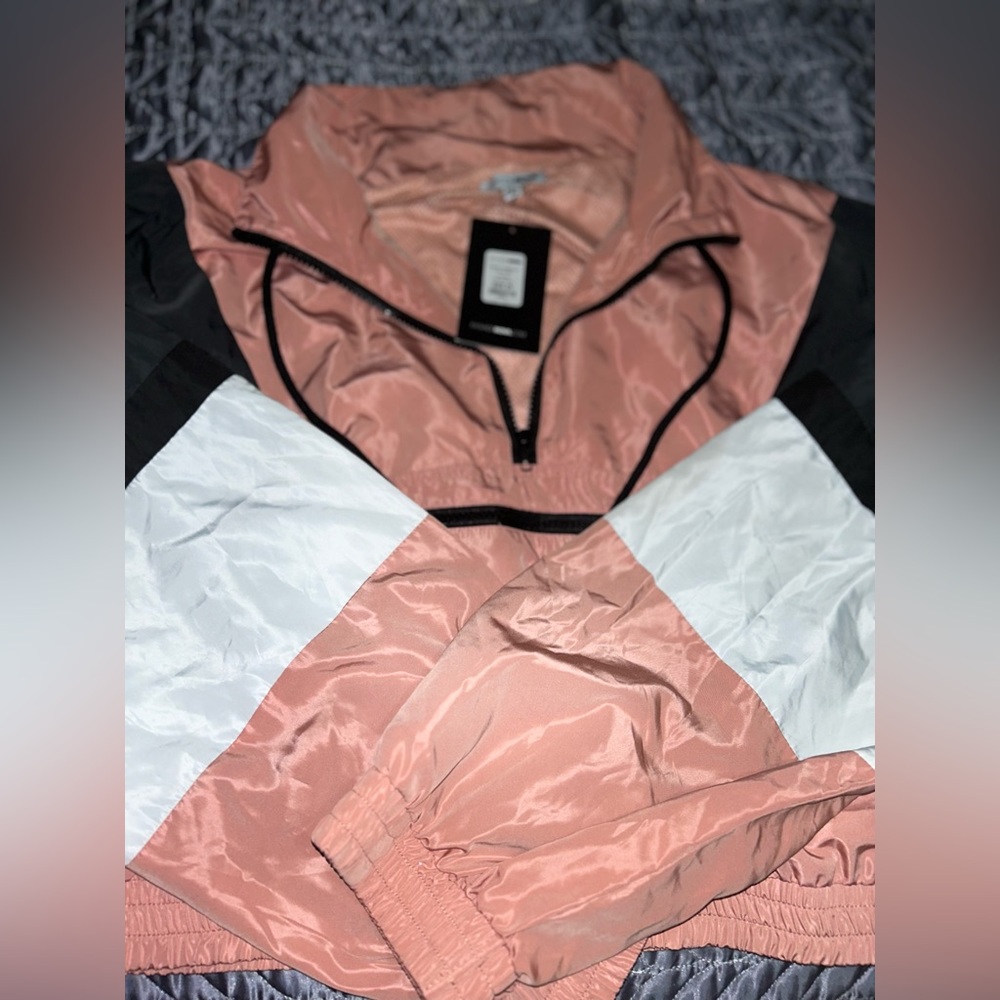 Nwt mauve crop windbreaker 2x